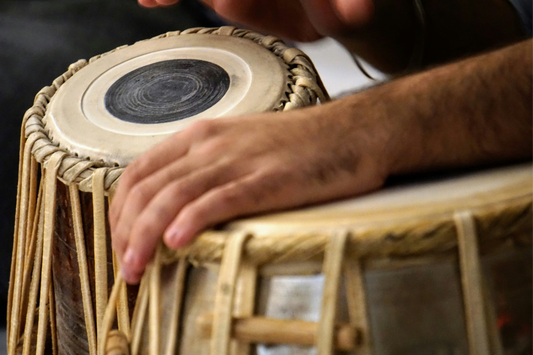 Yoga et musique : quelles origines et quelles pratiques ?